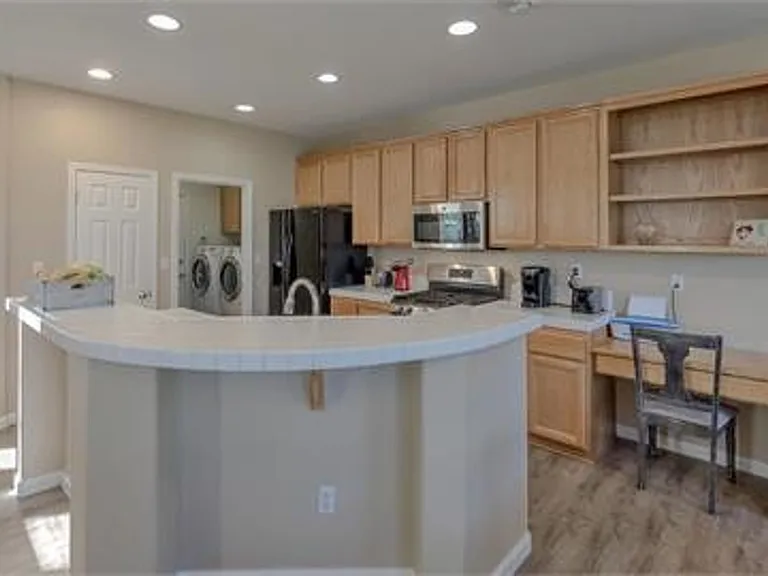 2124 Caravaggio Dr — Photo 4