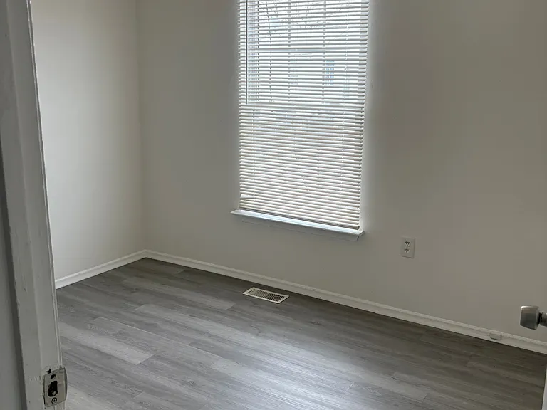 7311 Branchwood Ter — Photo 25
