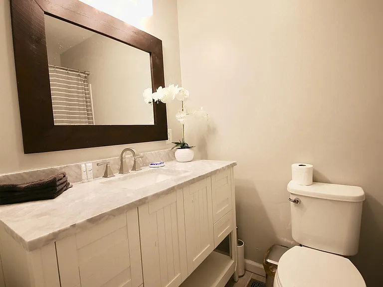 502 W Skyline Dr — Photo 14