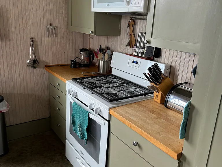 3 Pond Rd #A — Photo 14