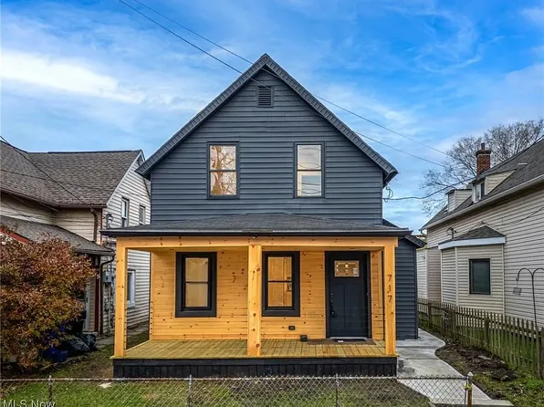 717 Literary Rd, Cleveland, OH 44113