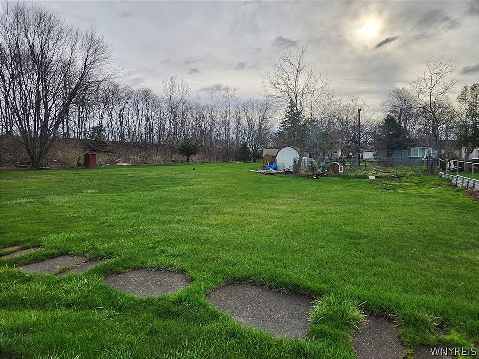 2nd image of 14 Fairview Avenue #2