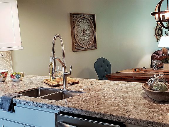 2nd image of 2401 Gulf Blvd #212