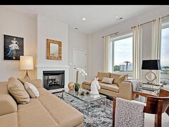 5th image of 6536 W Shakespeare Ave Unit 3W