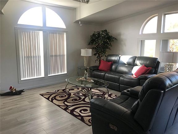 4th image of 101 Riverwalk Dr