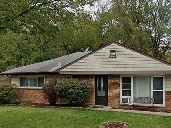 126 Shabbona Dr, Park Forest, IL 60466