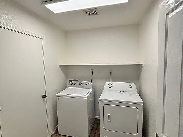 4275 E Parting Waters Way — Photo 6