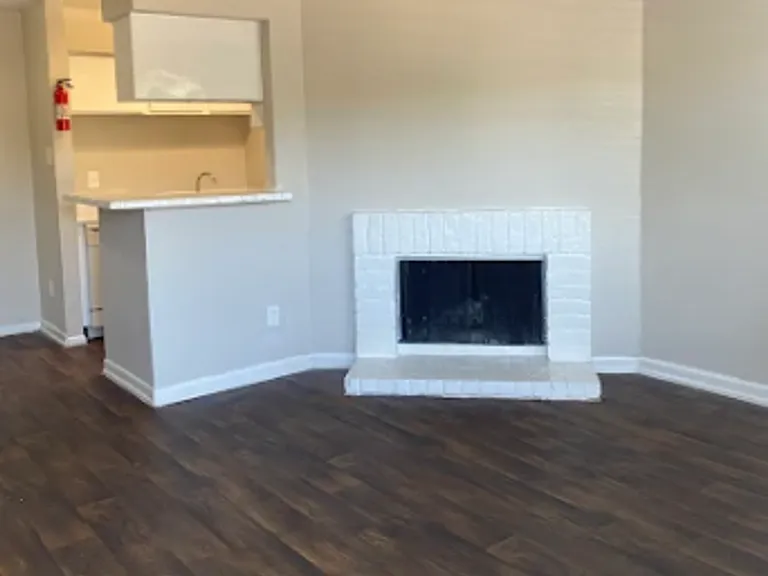 Serena Forest Apartments — Photo 10