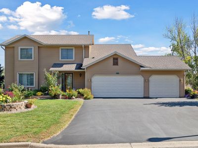 4156 Hilltop Ln, Eagan, MN, 55123