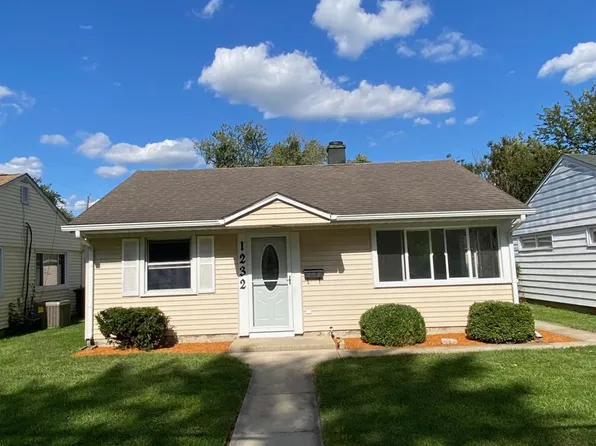 1232 W Cleveland Ave, Hobart, IN 46342