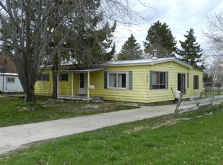 208 North St, Cheboygan, MI 49721