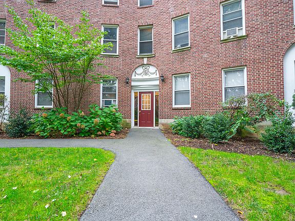 2nd image of 445 Gramatan Ave #C-a1