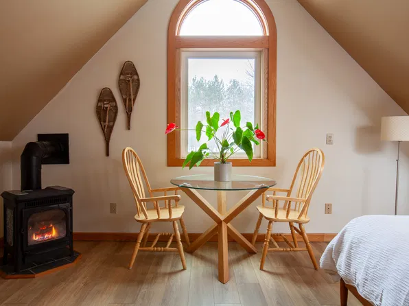 3460 W Hill Rd, Stowe, VT 05672