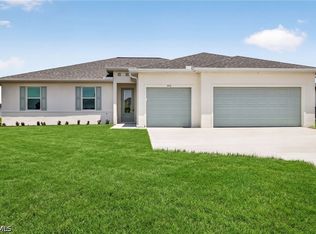 429 NW 14th Ter, Cape Coral, FL 33993