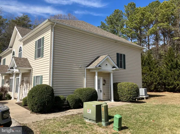 22571 Chickadee Cir #3-4, Lexington Park, MD 20653