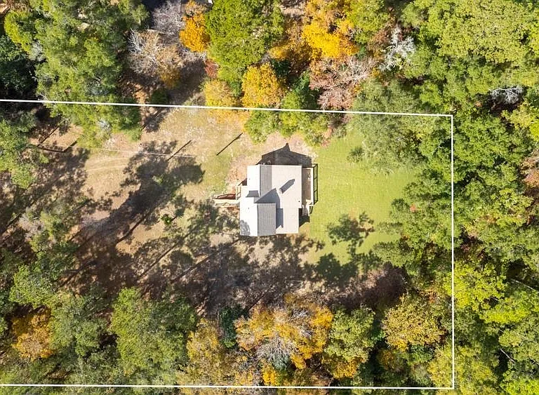 2066 Tallavana Trl — Photo 32