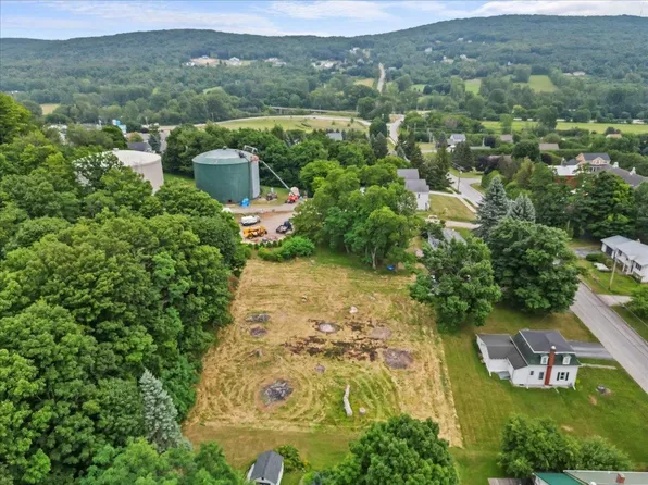 143 Congress Street #A + B, St. Albans City, VT 05478
