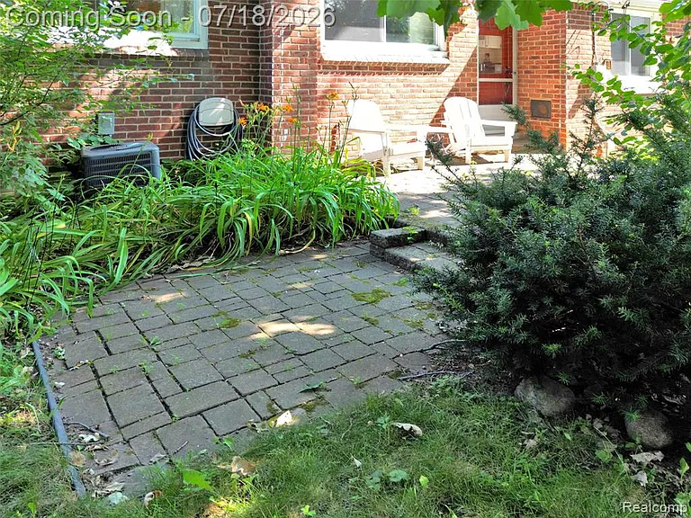 437 W Sunnybrook Dr — Photo 31