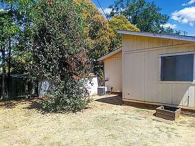 2nd image of 2788 Florence Ave