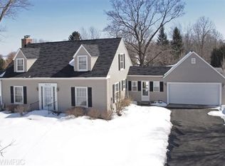 9437 Portage Rd, Portage, MI 49002