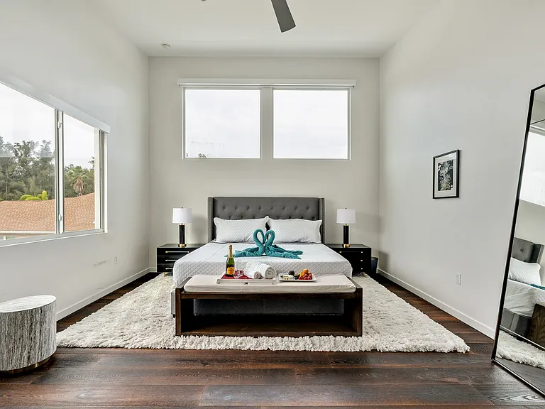 9100 San Martin Blvd NE — Photo 35