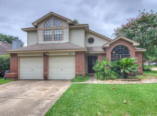 8647 Spring Green Dr, Houston, TX 77095