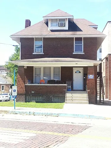 78 E State St Photo 1