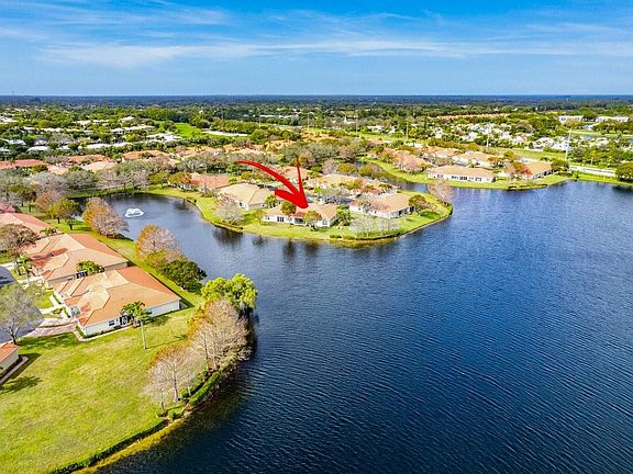 3rd image of 2622 Spiceberry Lane