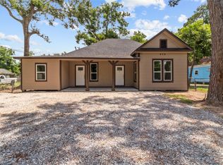 436 E Peach St #B, Angleton, TX 77515