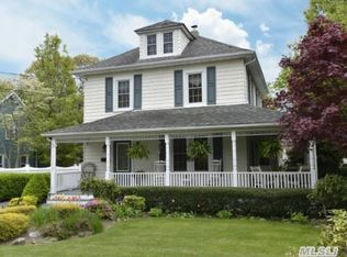 18 Erwin St, Sayville, NY 11782