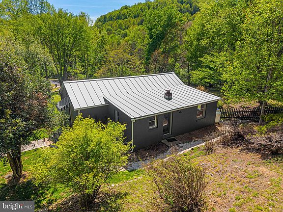 5th image of 240 Whorton Hollow Rd