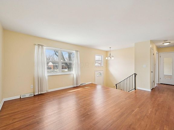 4th image of 3602 Westbrook Dr