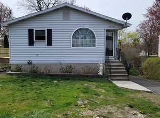 66 Macnamara St, Waterbury, CT 06708