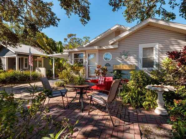 3130 13th St N, Saint Petersburg, FL 33704