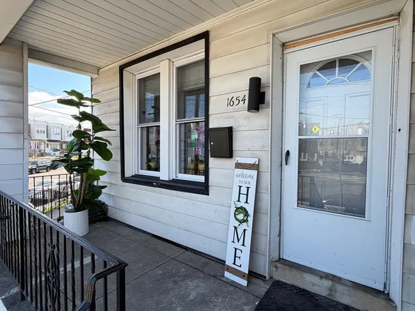 1654 E Lycoming St, Philadelphia, PA 19124