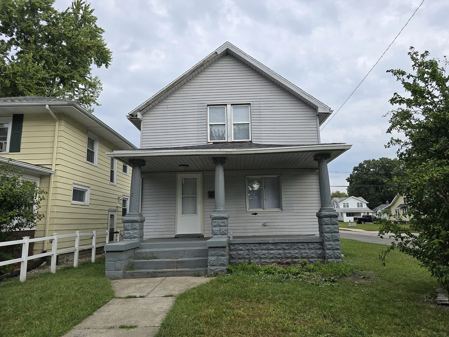 1231 Cedar St photo 1
