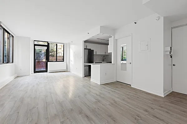 Rented by Compass | media 13