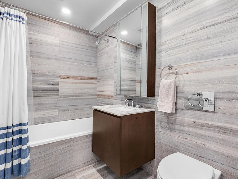 805 Washington Ave #6D — Photo 16
