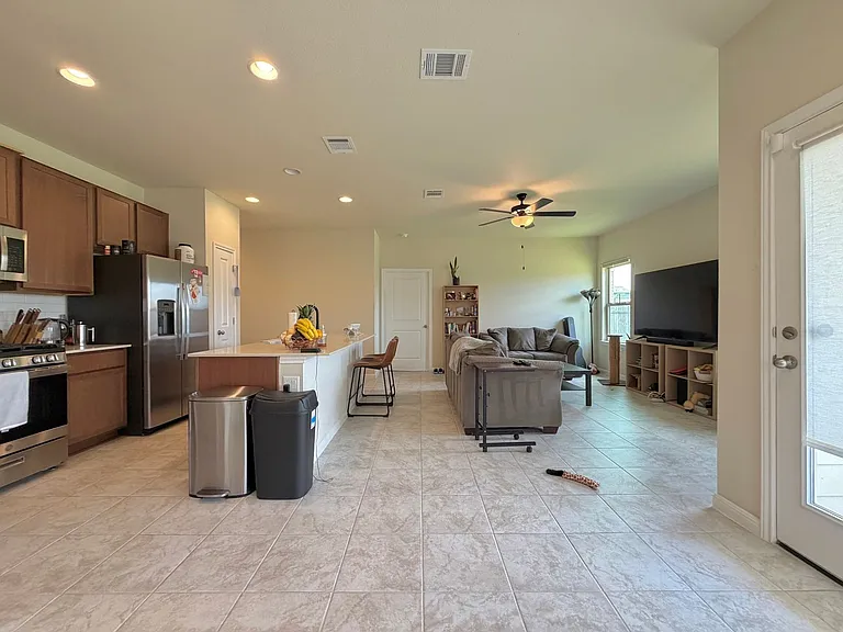 18200 Emu Ln — Photo 10