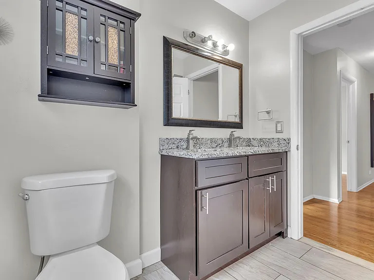 23520 Brandywynne St — Photo 21
