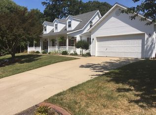 5646 Stone Villa Dr, Smithton, IL 62285