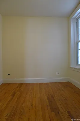 Rented by Oxford Property Group | media 26