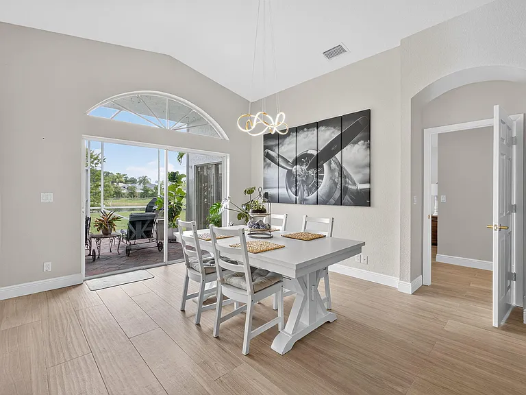 15155 Newquay Ct — Photo 11