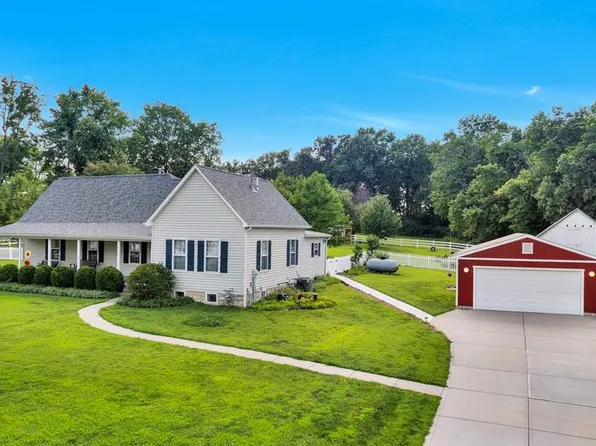 2365 Saint Paul Rd, O'Fallon, MO 63366