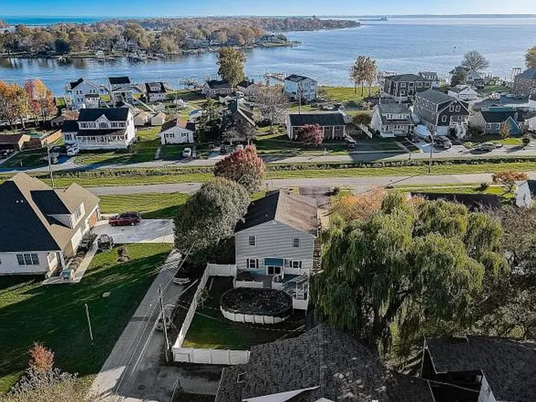 7714 Bay Front Rd — Photo 21