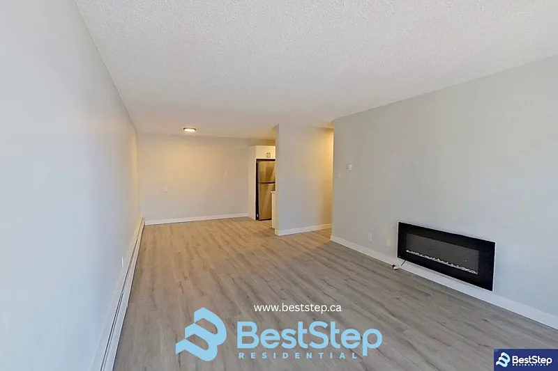 2 bed, 1.0 bath, $1,550 — Photo 3
