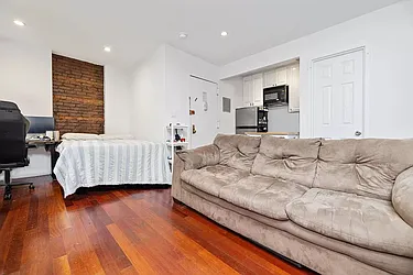 Rented by REAL New York