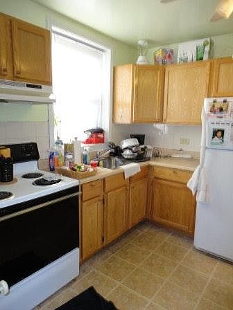 1st image of 2500 W Foster Ave #3