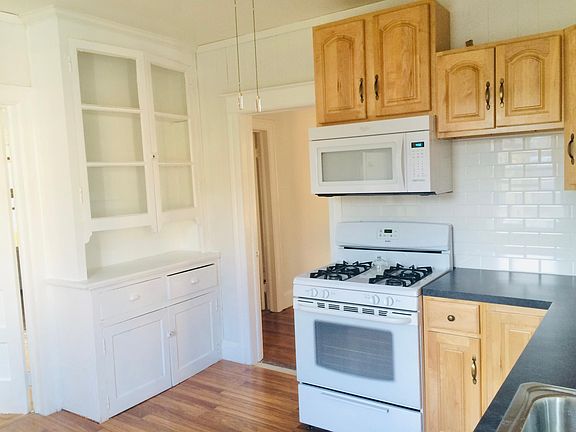 2nd image of 437-3 Warburton Ave