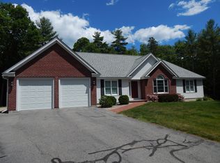 41 Fieldstone Rd, Wolfeboro, NH 03894